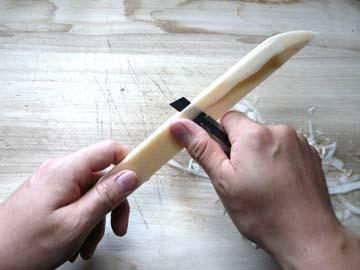 ���g�؂�o��